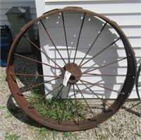 Steel wheel. Measures: 44" Diameter.