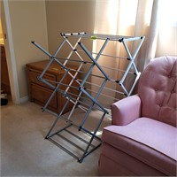 M136 Two folding clothes rack