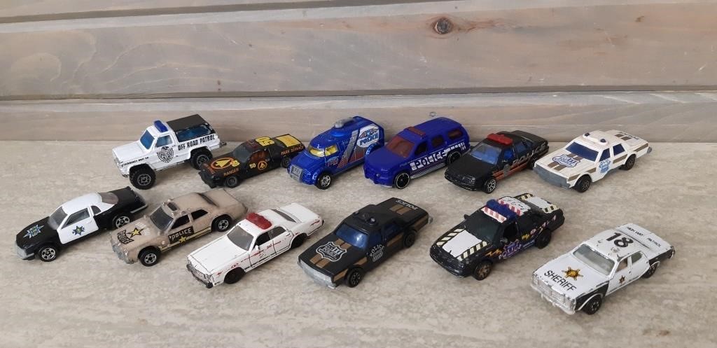 Lot of 12 vintage Diecast Police cars 1:64 scale