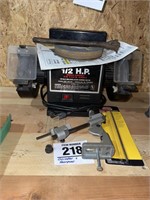 Craftsman 1/2 hp 6" grinder w/ accessories