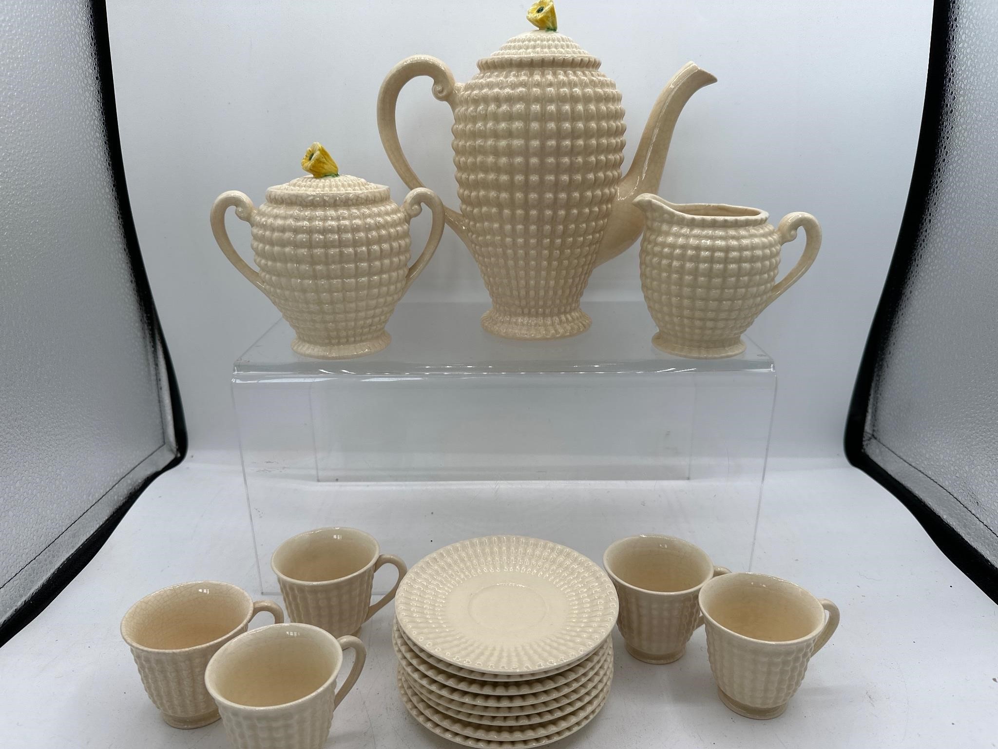 Vintage Maruhon hobnail tea set