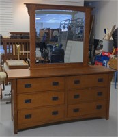 Oak 6-Drawer Dresser w/ Mirror by Bassett