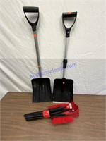 4 new Rugg Ice Scraper/Snowbrushes 2 compact snow