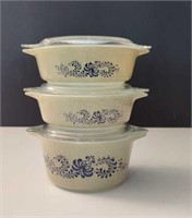 Pyrex Homestead Cinderella with lids no chips or
