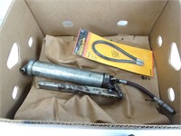 Grease Gun W/Replacement Hose