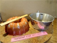 Bundt Pan& Tube Cake Pan & Ruler