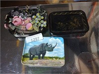 Small decorative Trays