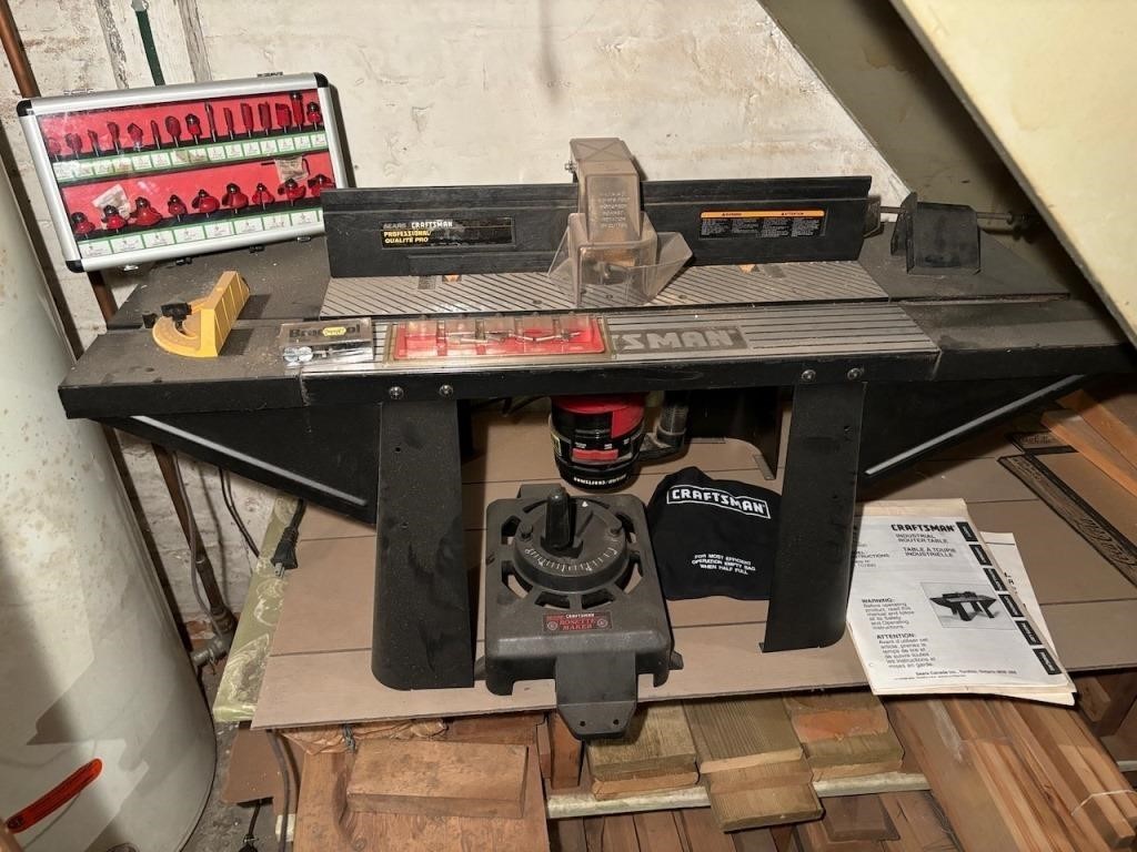 Craftsman Router Table and Router w/ Bits