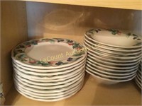 dinnerware set service for 12 Noritake Homecraft