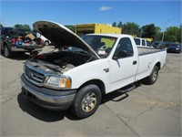 03 Ford F150  Pickup WH 8 cyl  Started with Jump
