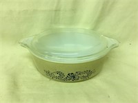 Pyrex HOMESTEAD STENCIL Round Casserole with Lid