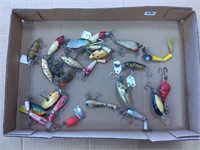 Approx. 25 fishing lures