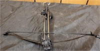 CROSS BOW PISTOL AND BOLTS