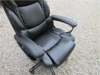 Swivel Office Chair