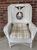 Wicker chair 29 inches wide 39 inches tall seat