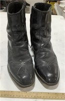 Laredo size 11D boots