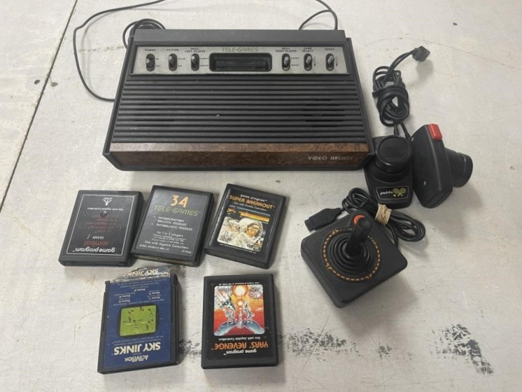 Atari Console, Controllers and  Games