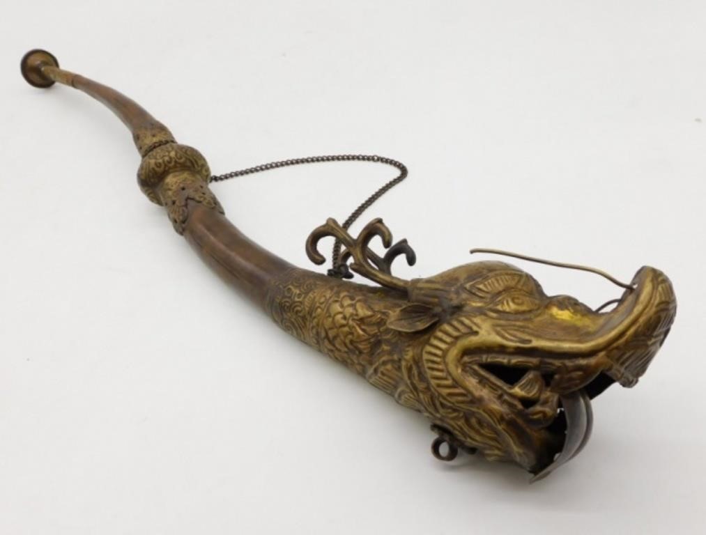 Tibetan Ceremonial Dragon Horn.