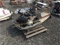 YAMAHA EXCITER 440 SNOWMOBILE W/ EXTRA PARTS