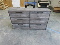 6 Drawer Dresser, 37x62, lots of space for clothes