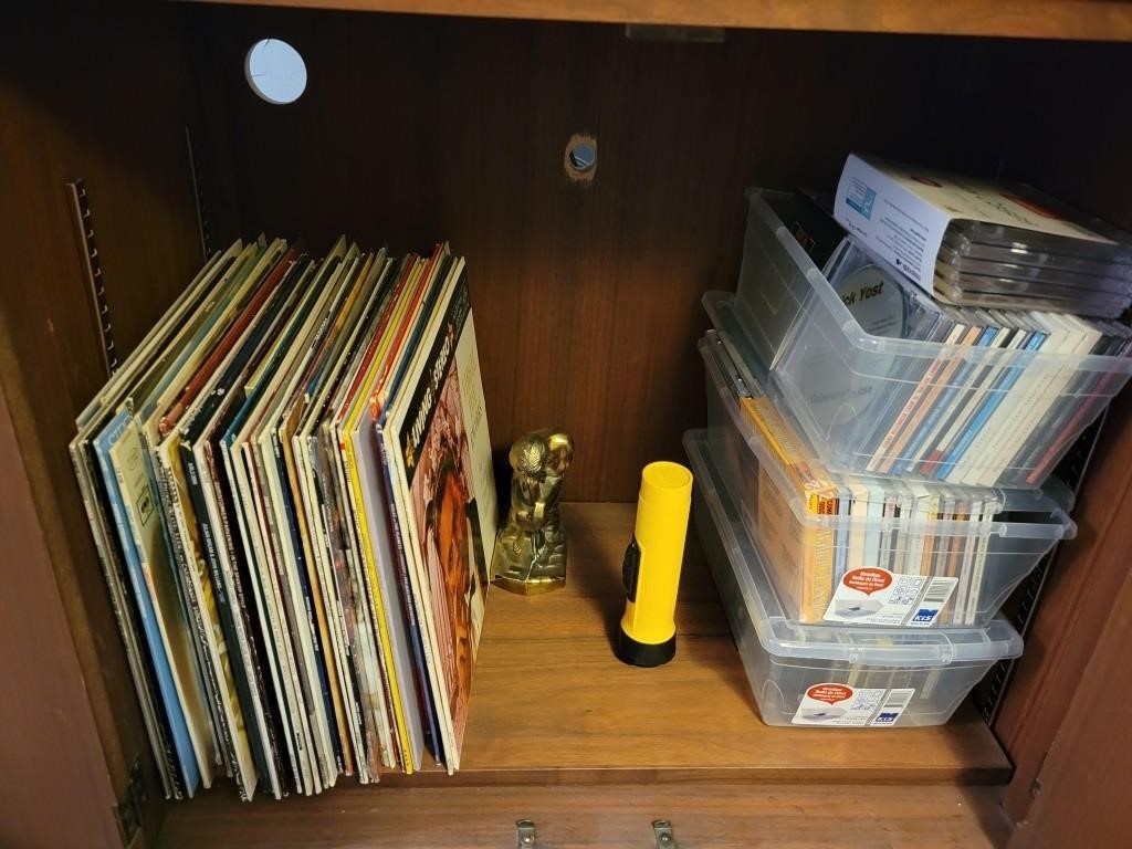 COLLECTION OF MUSIC: LP ALBUMS AND CD'S
