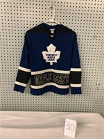 Kids Toronto Maple Leaf jersey (medium)