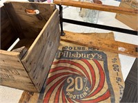 Vintage Box, Arrow Cutter, Pillsbury Grain Bag