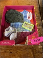 Our generation 18in doll clothes set