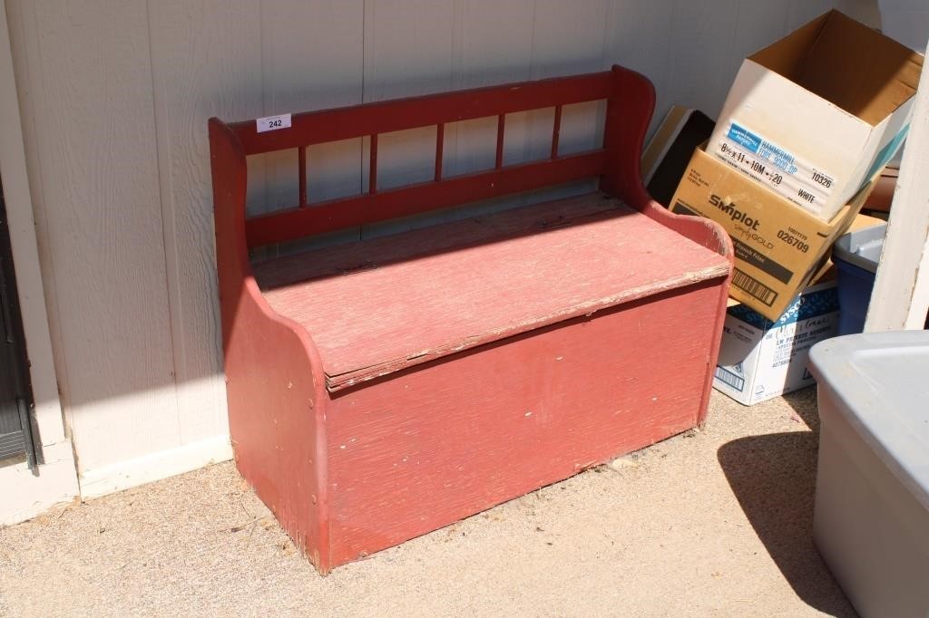 Entry bench