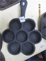 Vtg. Cast Iron Muffin Ball Pan