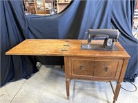 Kenmore Sewing Machine and Table 27"x19"x31"