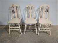 3 Vintage wooden chairs