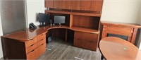 8 ft x 8 ft desk with overhead hutches