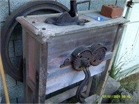 Corn sheller hand crank