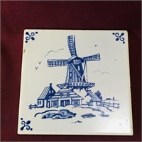 Decorative Ceramic Tile (Vintage)