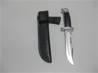 Buck Knife 119 W/ Sheath