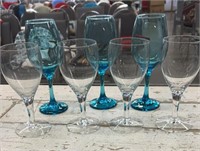 7 Pc Lot of  Wine Glasses. 4 Clear and 3 Aqua