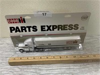 Case IH Parts Express tractor/trailer, 1/64