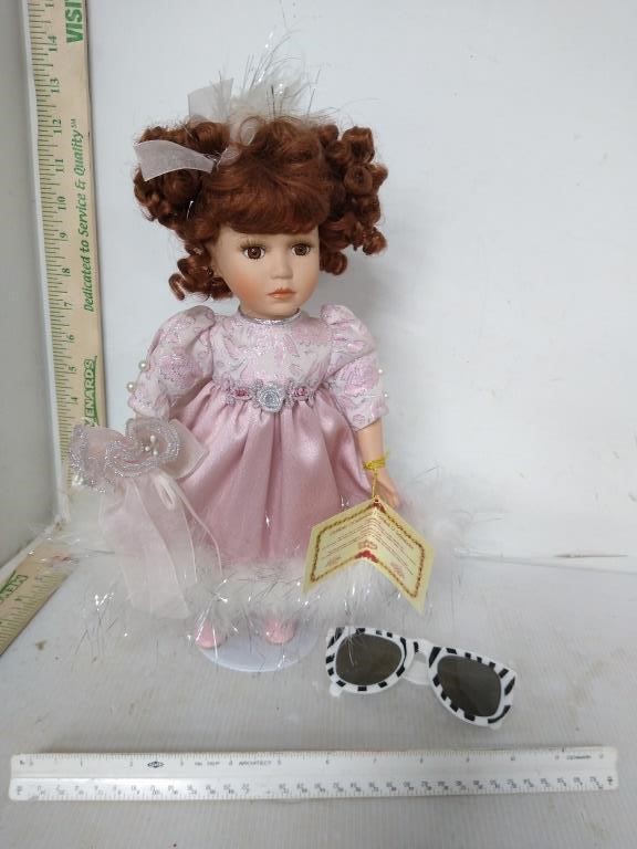 Collector's Choice Ceramic Doll & Sunglasses