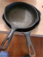 2 cast iron skillets (1 griswald)