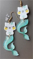 Cat mermaid earrings so cute! Jointed at waist