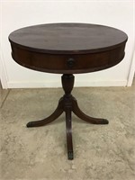 Gorgeous Imperial Mahogany Entry Table with