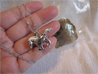 Horse Pearl Cage Necklace with Oyster to Open