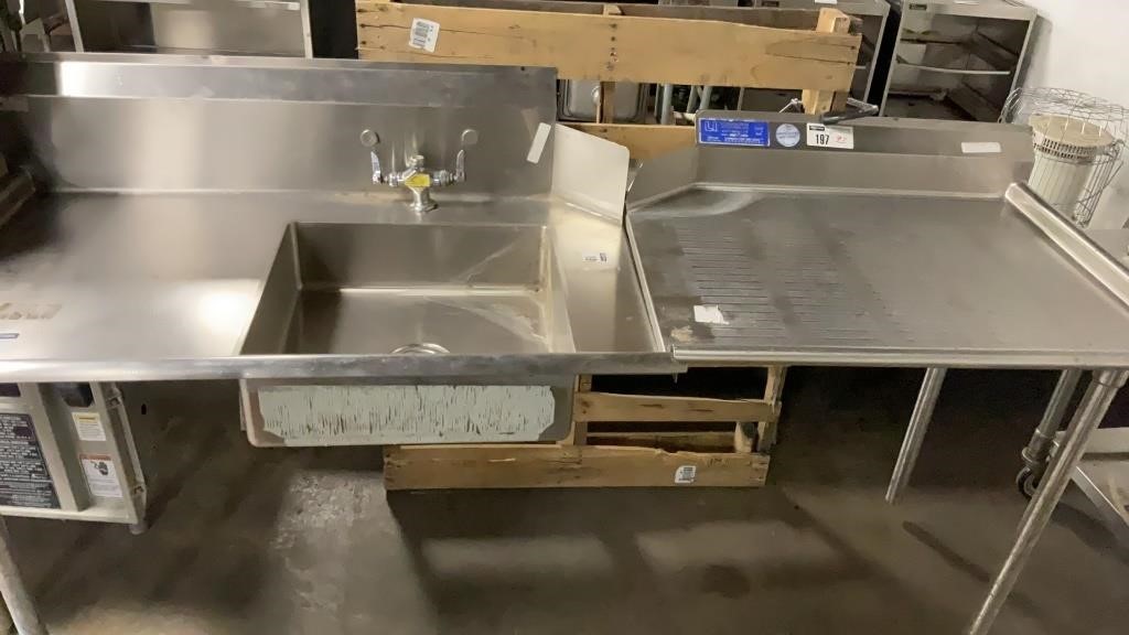 Lamberton Industries Prep Sink (83 W x 30 L 45 H)