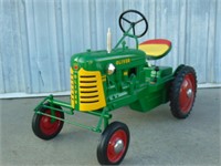 Oliver Super 44 Pedal Tractor