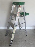 Husky 4-ft Aluminum Step Ladder