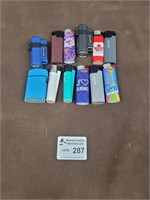 Mix lot of 12 lighters