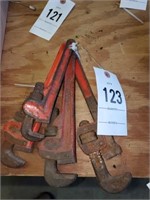 4 X'S BID ON PIPE WRENCHES