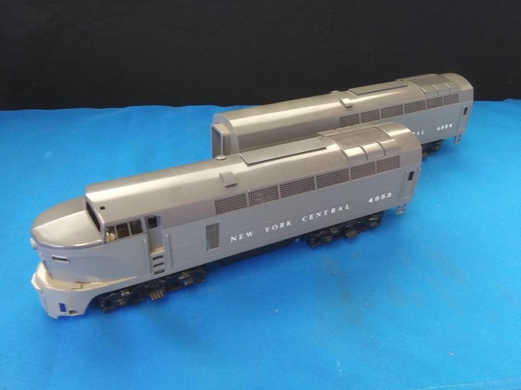 Lionel, Model Train Sale plus Vintage Tin Toys