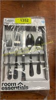 Room Essentials 20pc.  Flatware